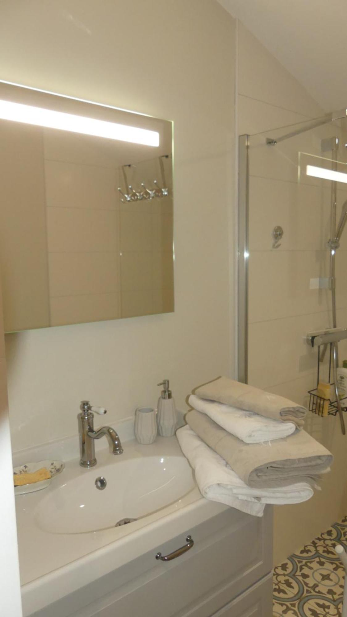 La Petite Lande Bed and Breakfast Ménil Εξωτερικό φωτογραφία