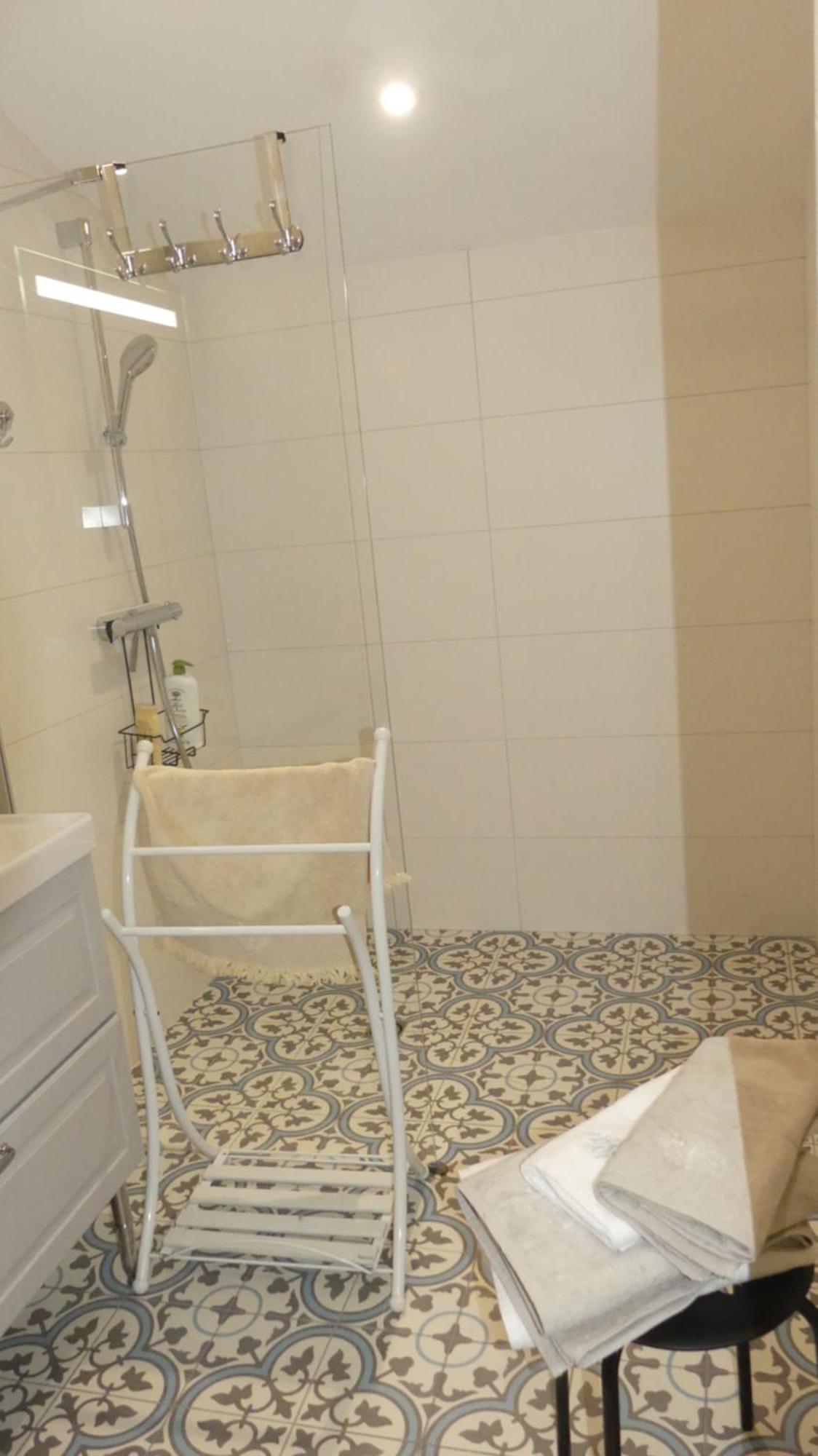La Petite Lande Bed and Breakfast Ménil Εξωτερικό φωτογραφία